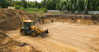 Разработка котлована Гагарин стоимость за от 564 руб. м3 - заказать работы по копке и рытью котлованов | траншей